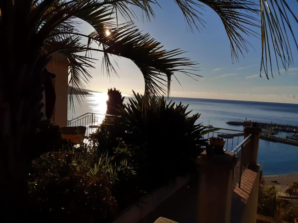 Villa L'Ensoleillee Vue Panoramique Mer, 250 M De La Plage Et Du Centre Ville Menton Eksteriør bilde
