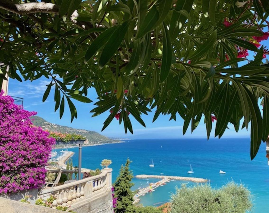 Villa L'Ensoleillee Vue Panoramique Mer, 250 M De La Plage Et Du Centre Ville Menton Eksteriør bilde